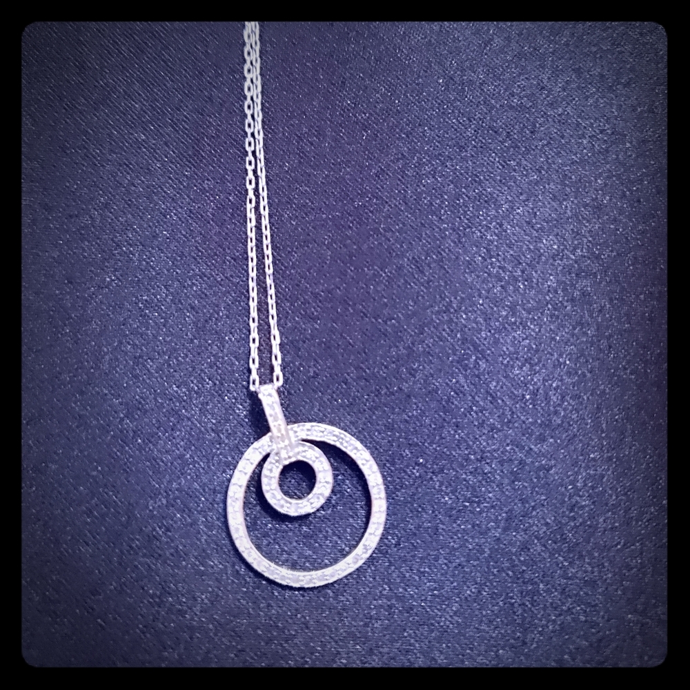 Clyde Duneier 14K white gold diamond pendant